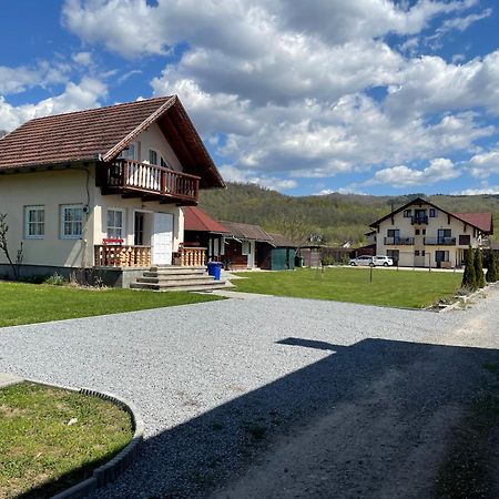 Villa Casuta -Maria-Kishaz Sovata Exterior foto